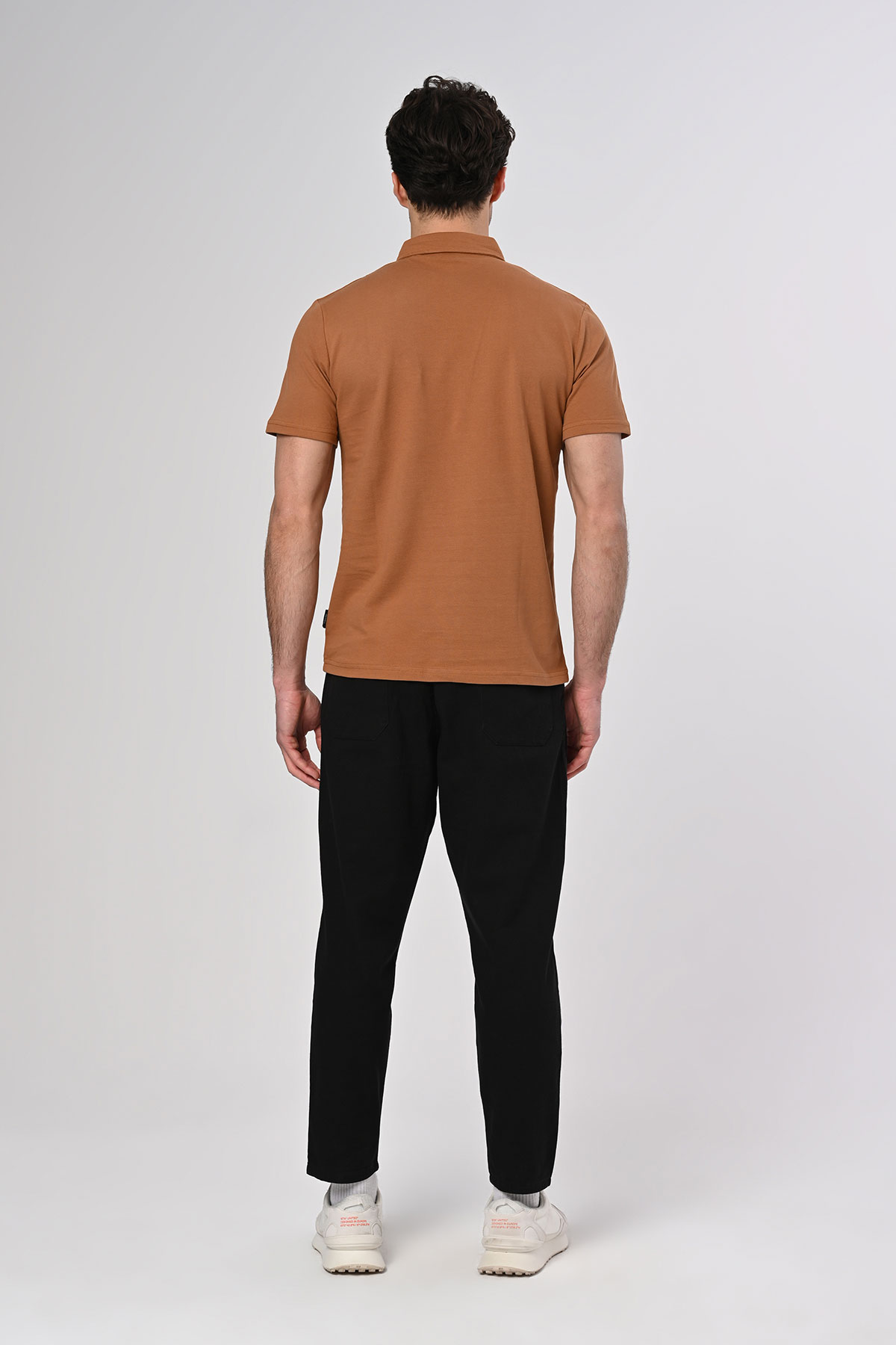 Vav Tasarım Punto Baskılı Pamuk Polo Yaka Kahverengi T-shirt 23'